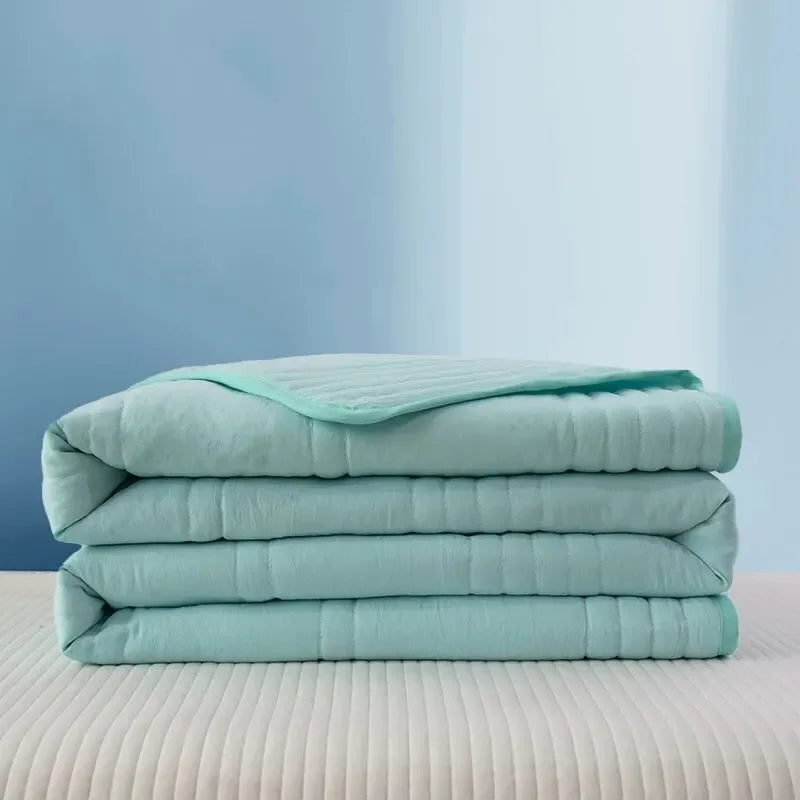 Lightweight Summer Cooling Comforter – Skin-Friendly Air Conditioning Blanket with Soft Fiber Fill
