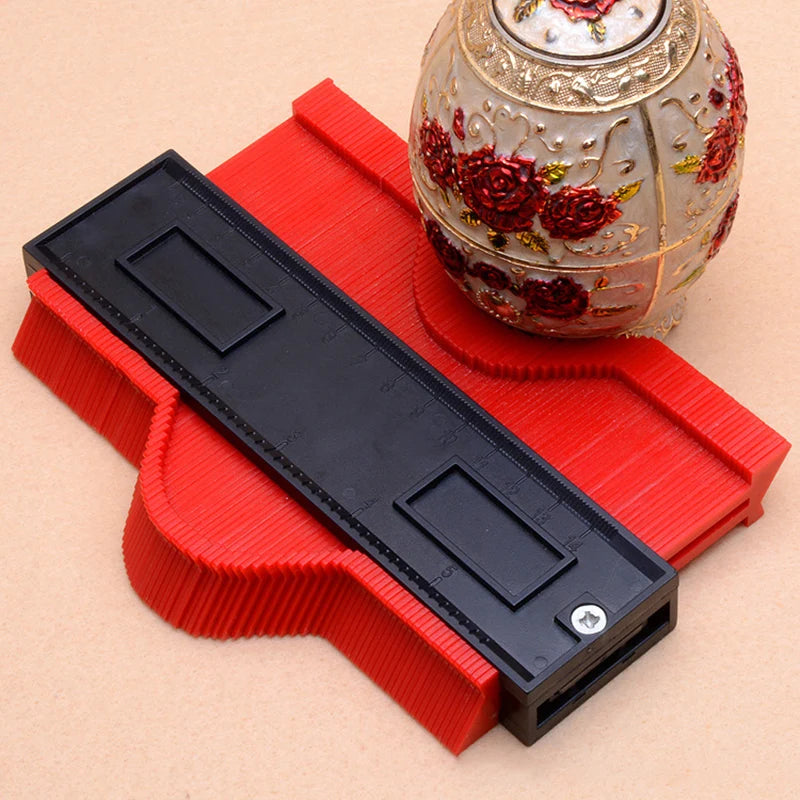 Multifunctional Contour Gauge – Precision Measuring Tool for Irregular Shapes